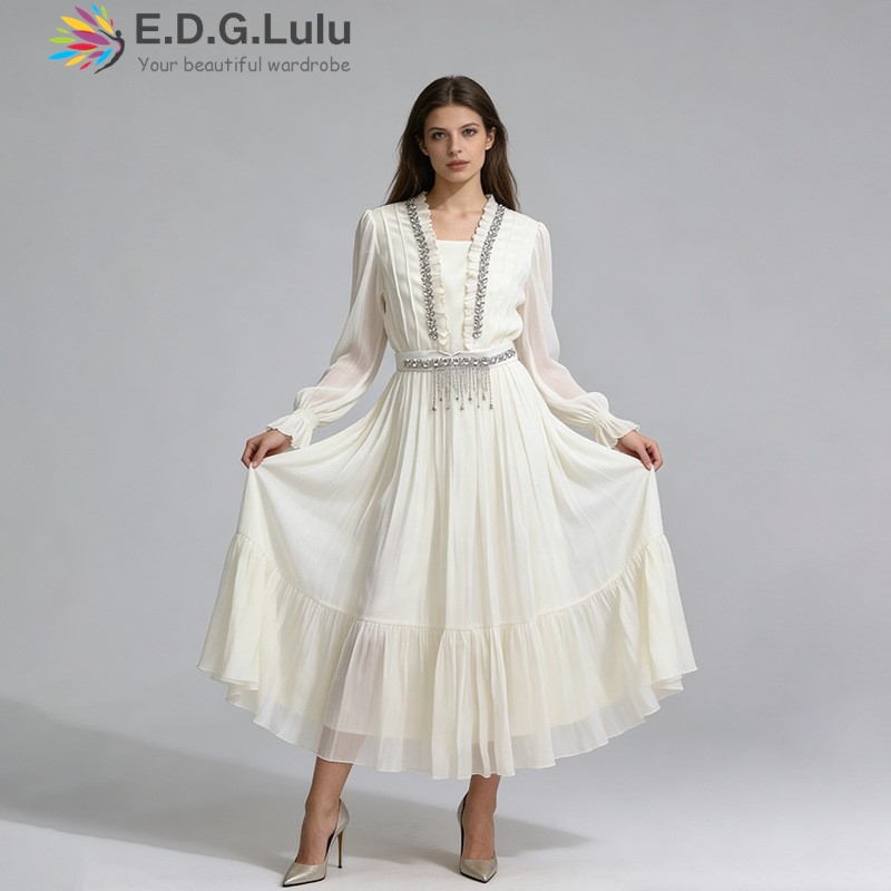 EDGLuLu Elegant White Chiffon  - Wedding Lulu 评论和价格